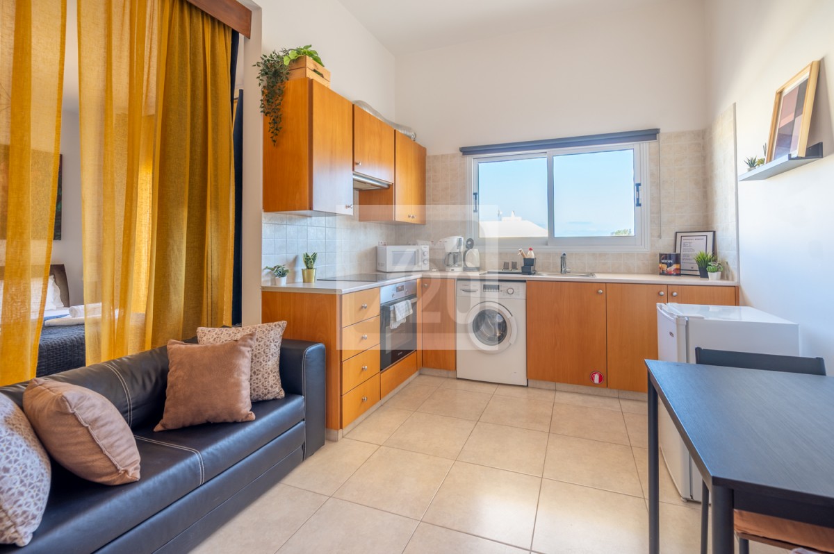 Полис, Полис Студия На продажу | 3085