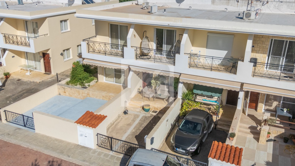 Полис, Полис Городской дом На продажу | 3110