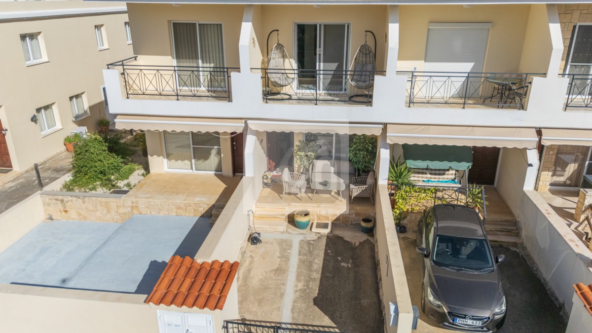 Полис, Полис Городской дом На продажу | 3110