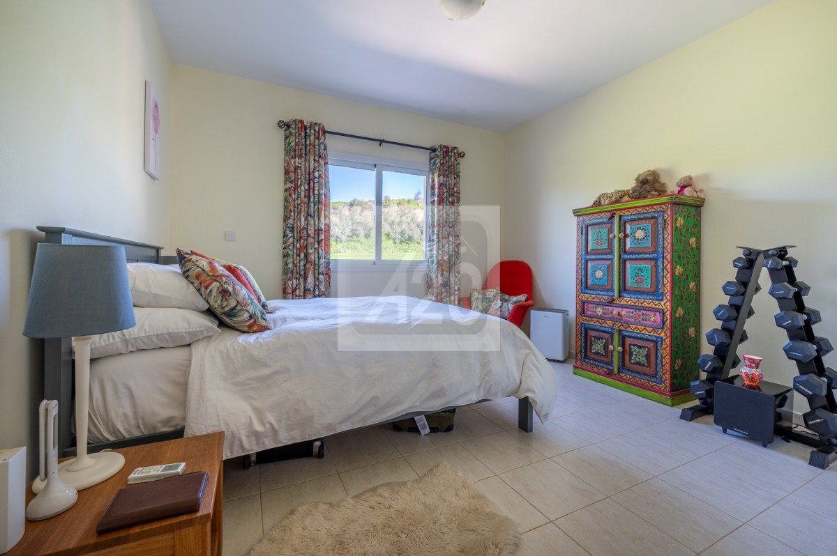 Полис, Полис Городской дом На продажу | 3110