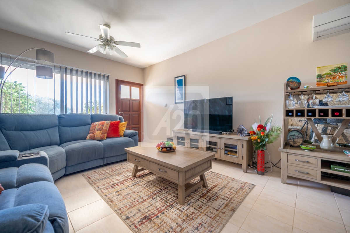 Полис, Полис Городской дом На продажу | 3110